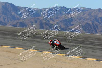 media/Mar-21-2025-CVMA Friday Practice (Fri) [[30cd4fe323]]/2-Racer 1/Session 2 (Bowl)/